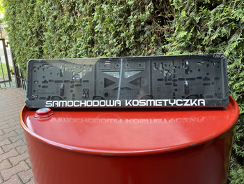 Ramki do tablic rejestracyjnych 